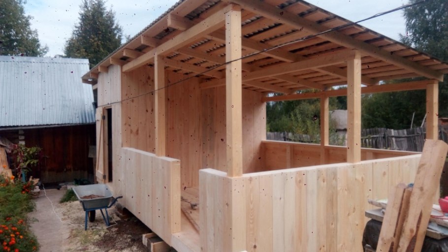 Беседки с пристроенным сараем