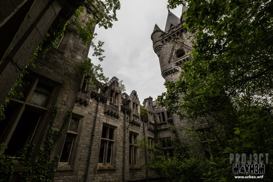 Заброшенный замок Хэлсиен Холл