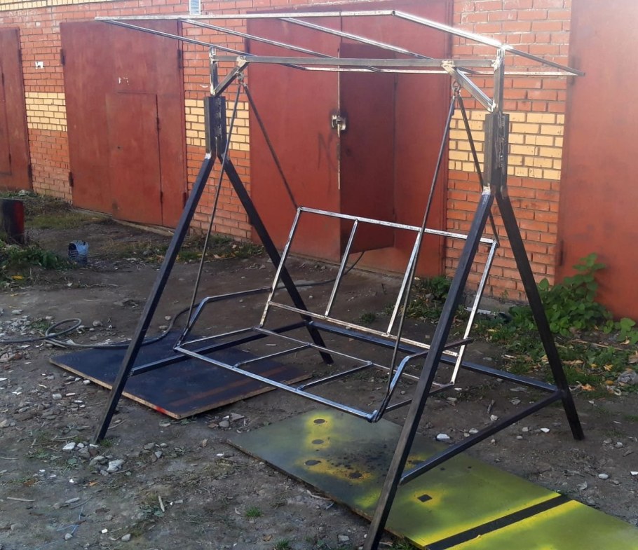 Качели дачные трехместные Leco-it 300