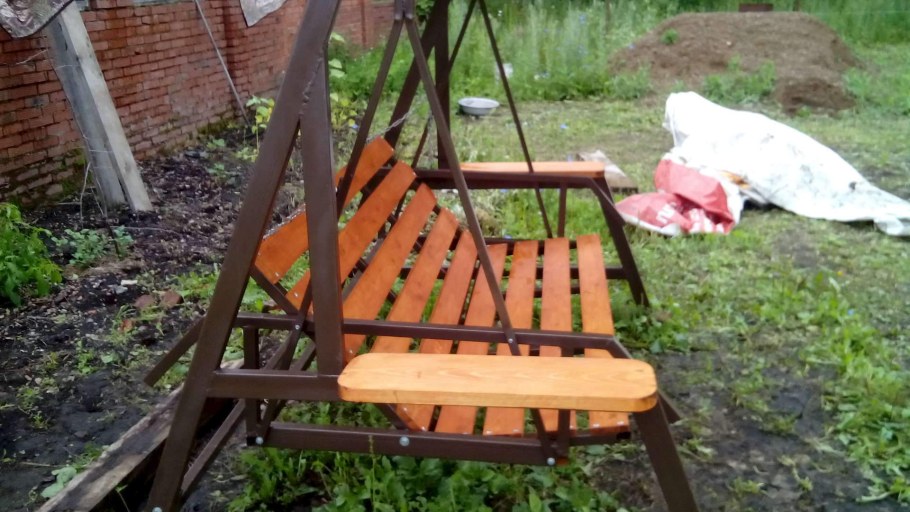 Качели металлические