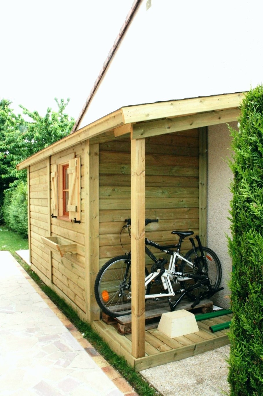 Гаражные навесы для автомобиля