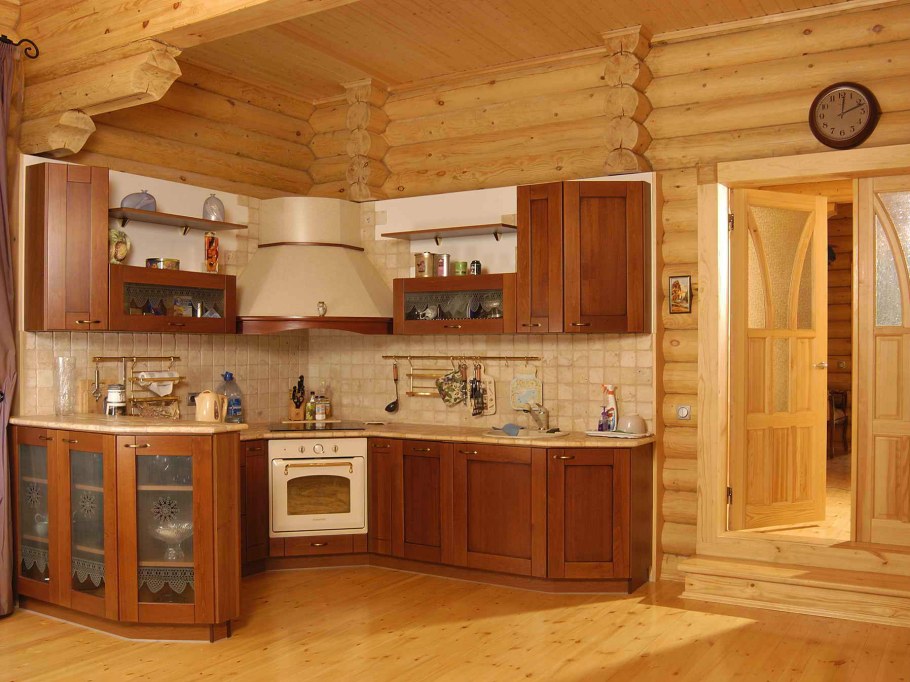 Отделка кухни в деревянном доме
