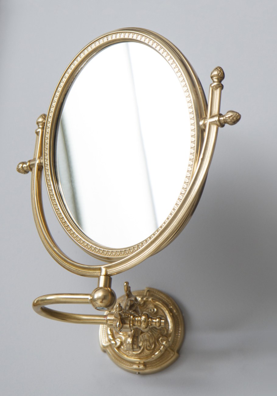 Зеркало увеличительное подвесное