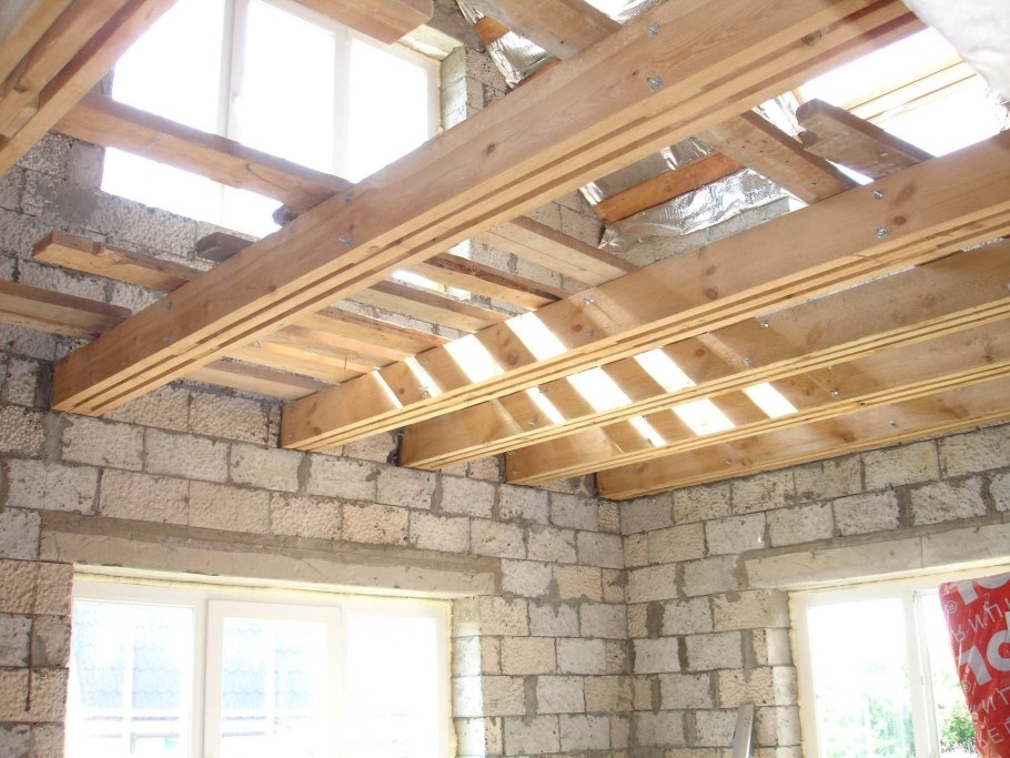 Балки перекрытия из бруса 100х200