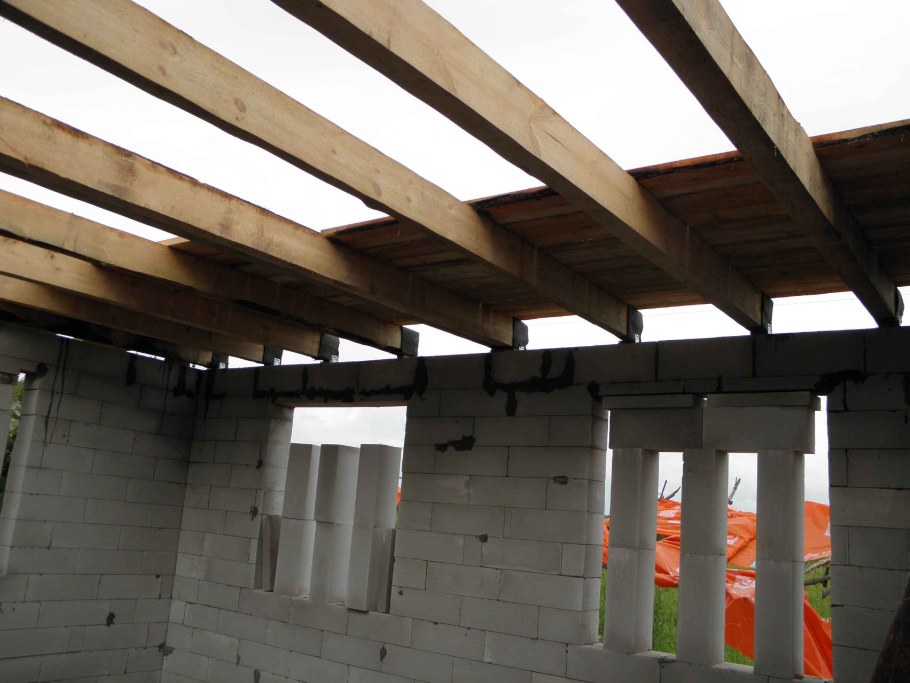 I-балки межэтажного перекрытия