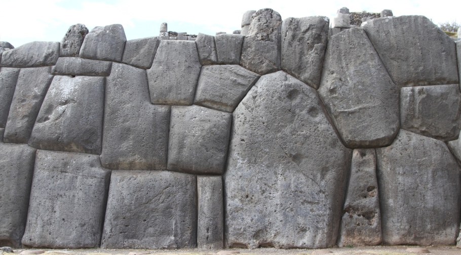 Чусовое полигональная кладка