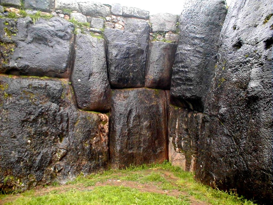 Мегалиты Южной Америки