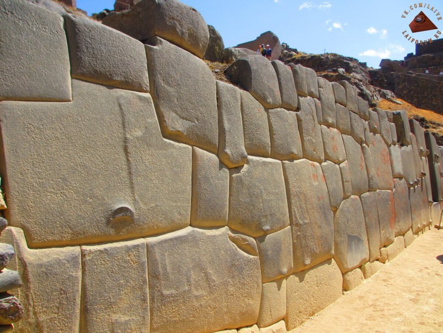 Мачу Пикчу мегалиты