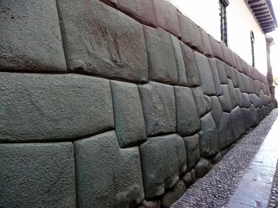 Брестская крепость полигональная кладка