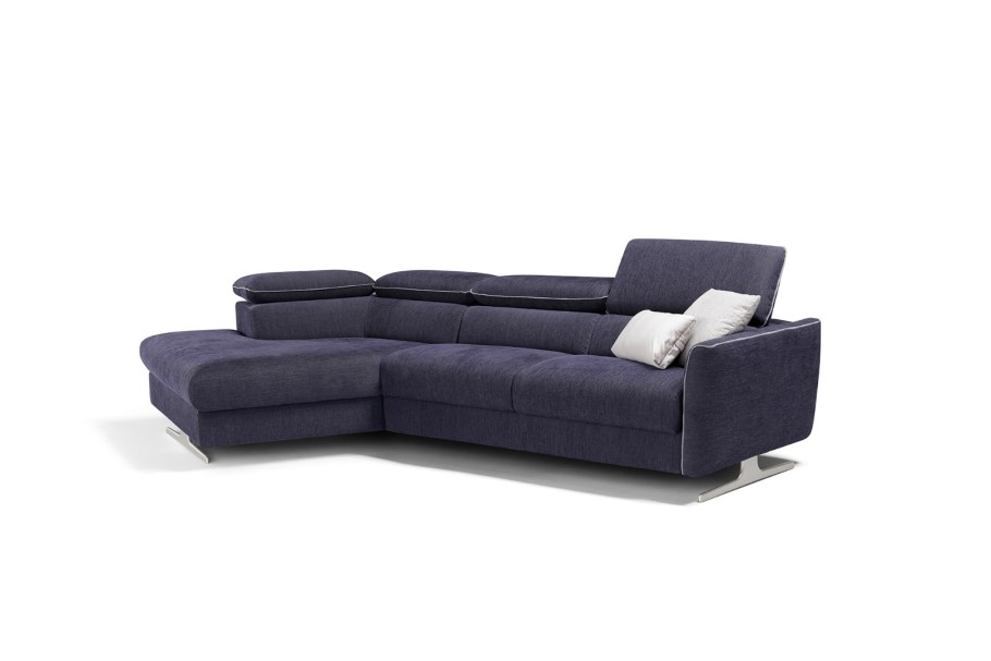 Угловой диван с подголовниками