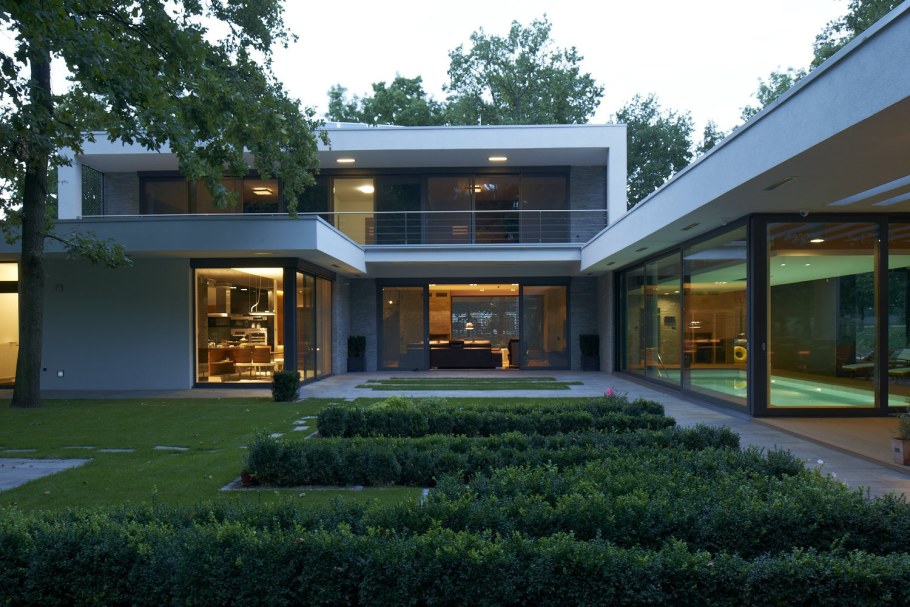 Дом буквой п