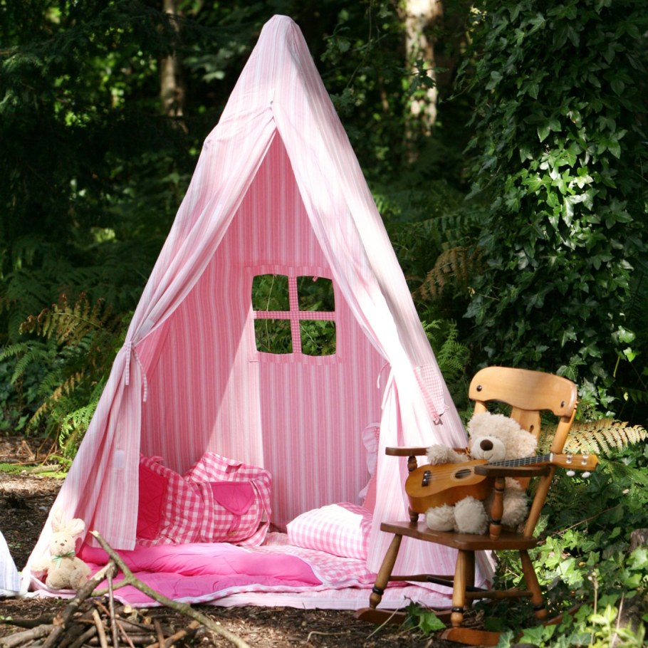 Домик из досок