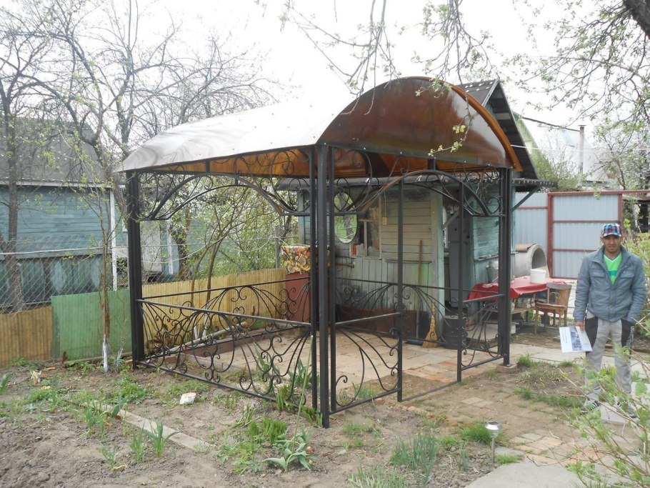 Сваренные беседки