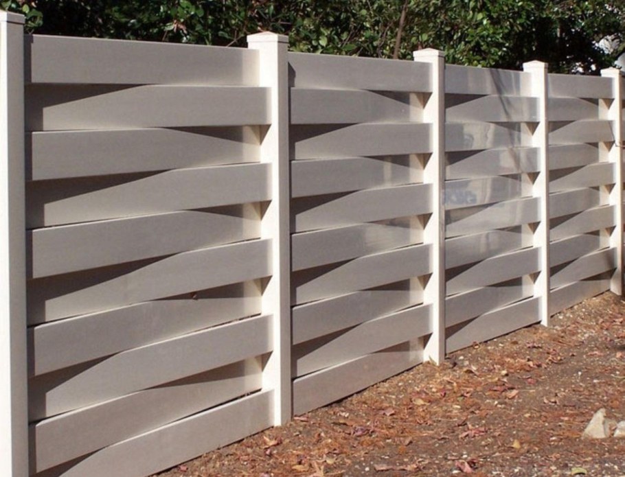 Деревянный забор