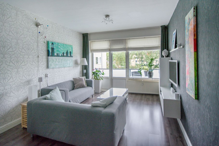 Гостиная в светлых тонах