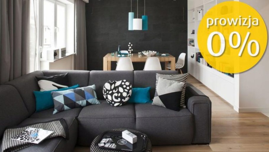 Небольшая гостиная с угловым диваном