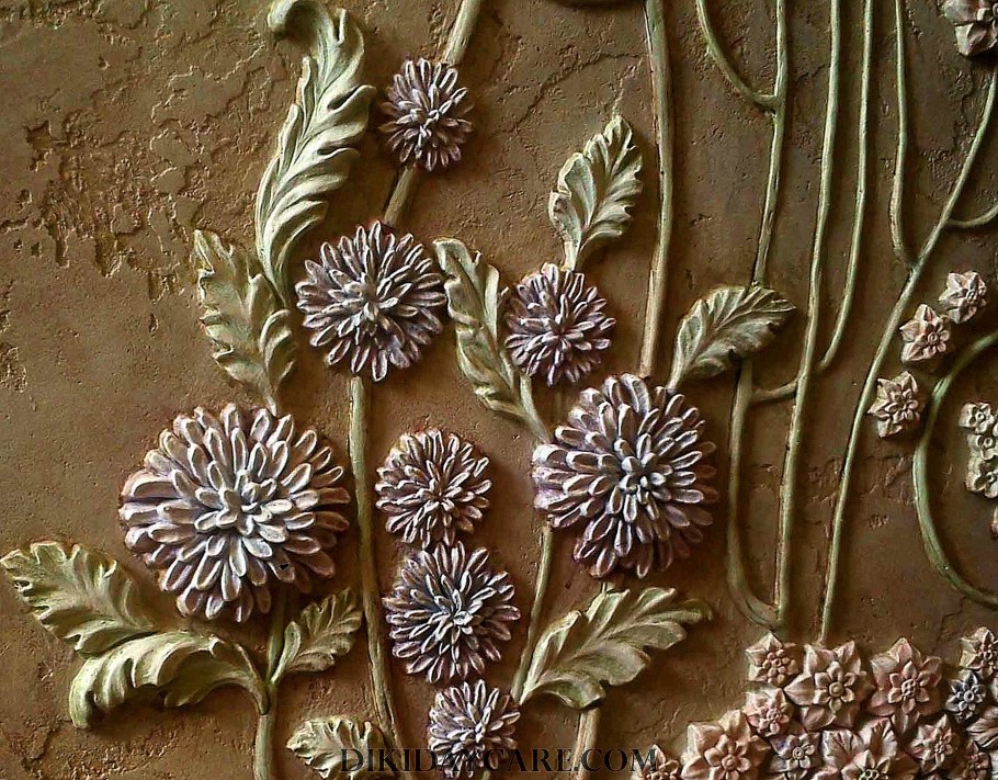 Декоративный барельеф