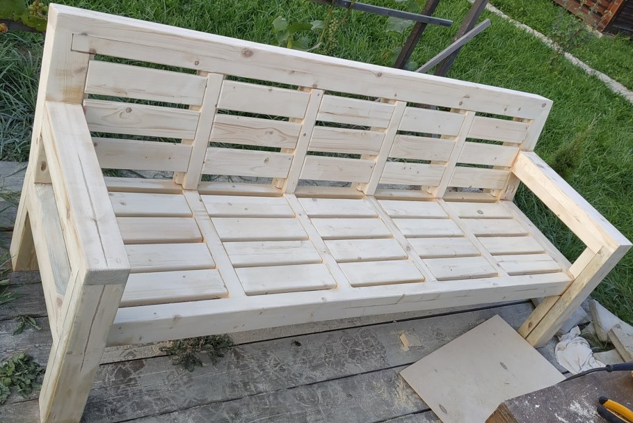 Скамейки с ящиком для дачи своими руками