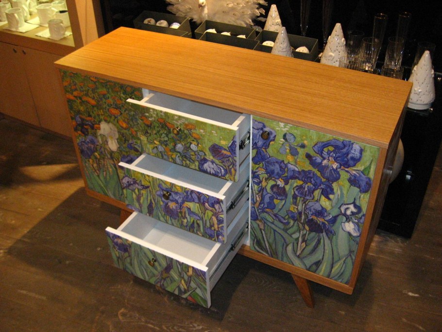 Самоклеющаяся пленка для кухни