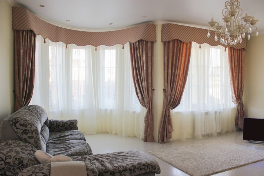 Ажурный ламбрекен