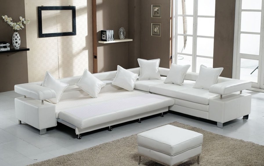 Стильный диван в стиле хайтек