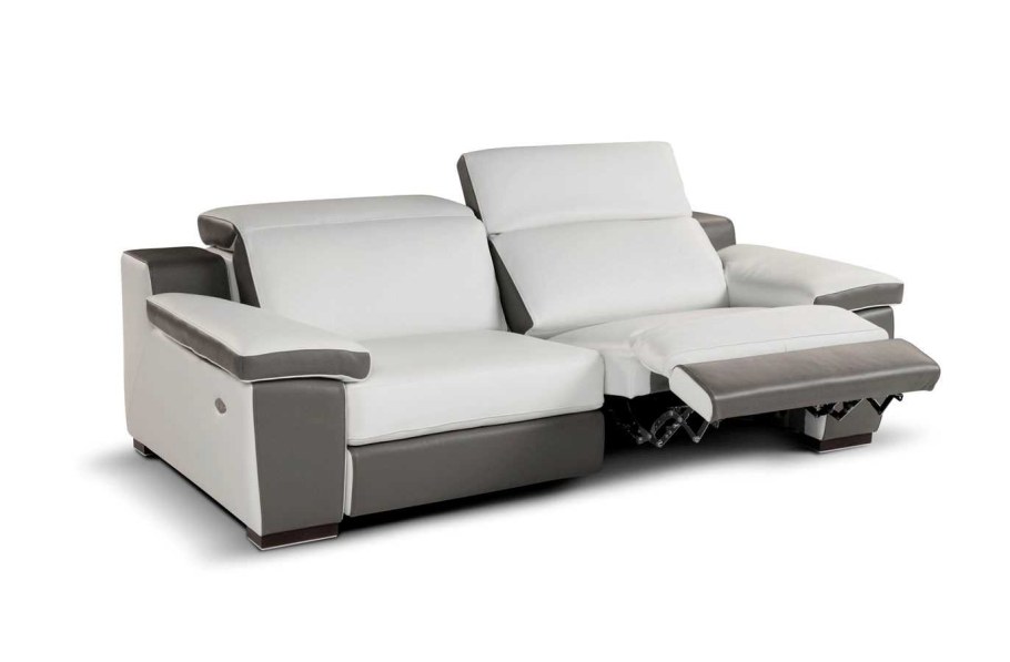 Диван с откидной спинкой