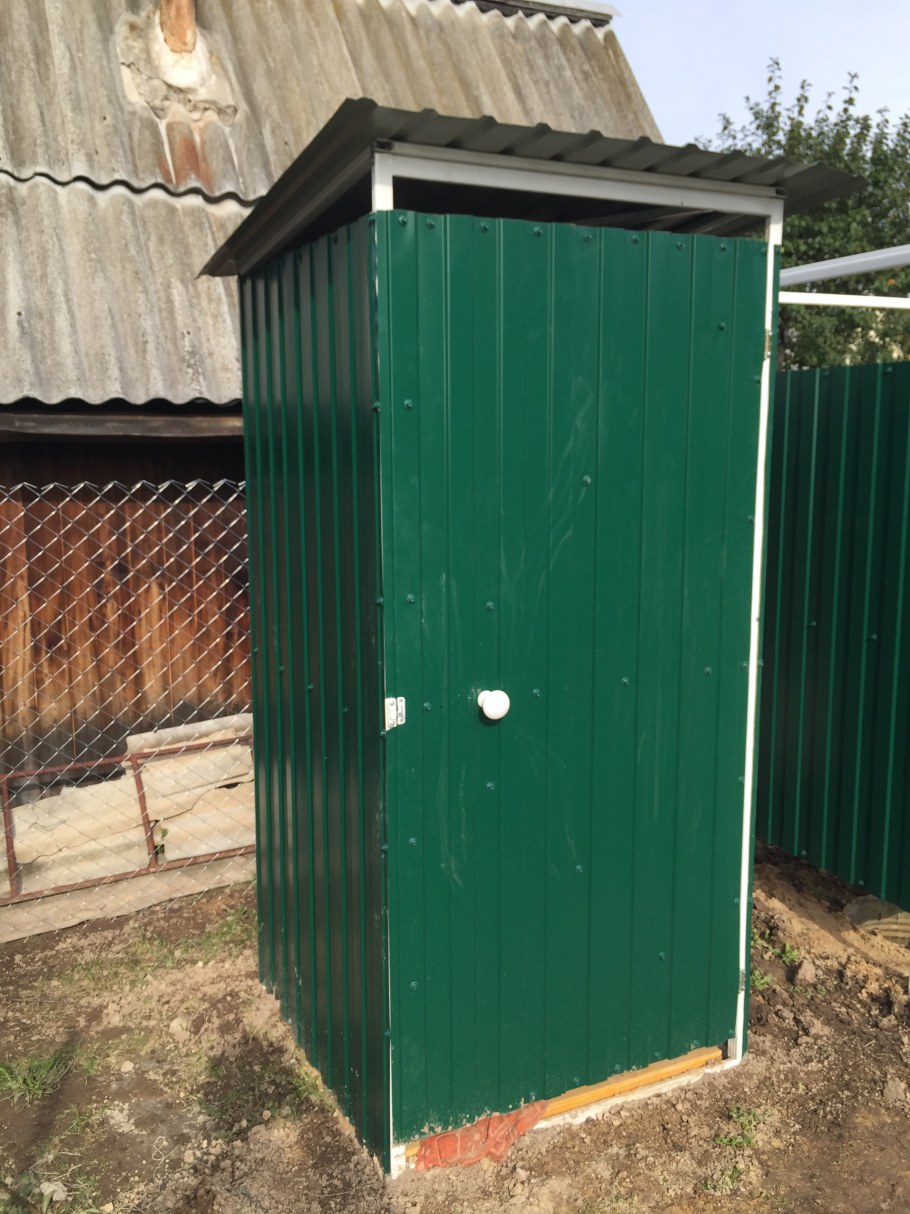 Туалет из профнастила