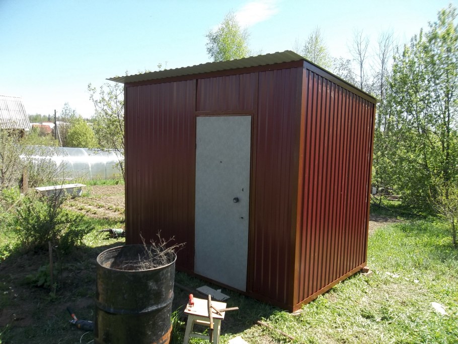 Туалет из профнастила