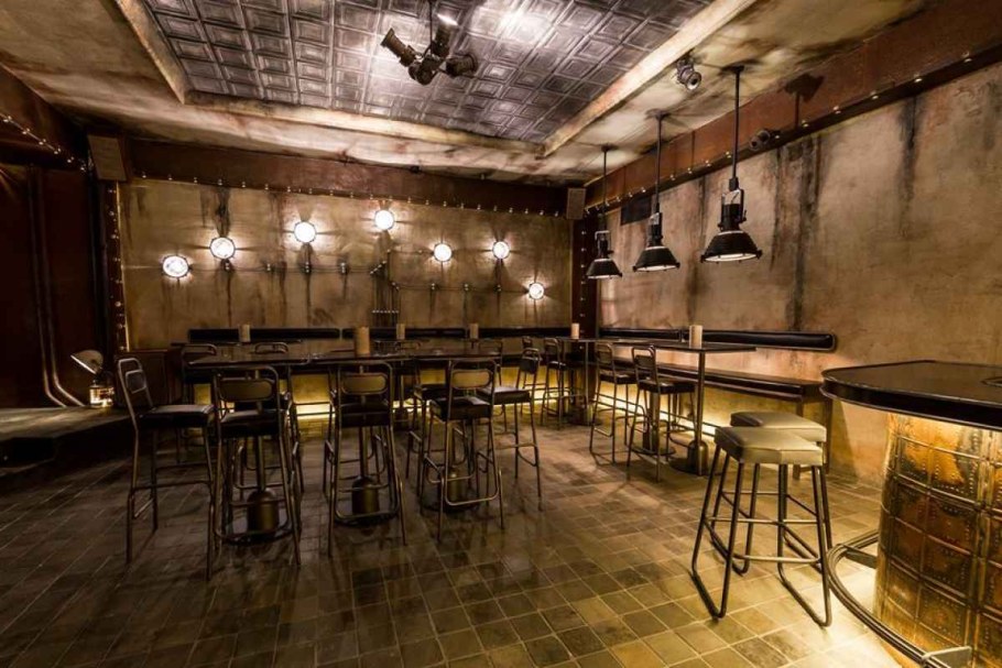 Пивной паб в стиле лофт