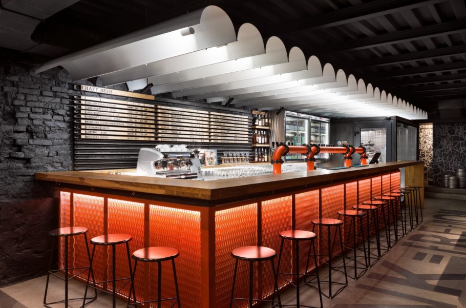 Пивной бар в стиле лофт