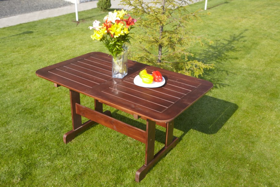 Стол уличный для дачи