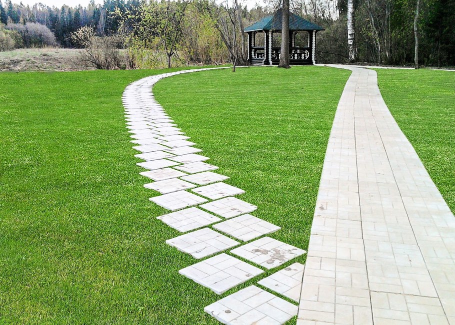 Мощение садовых дорожек