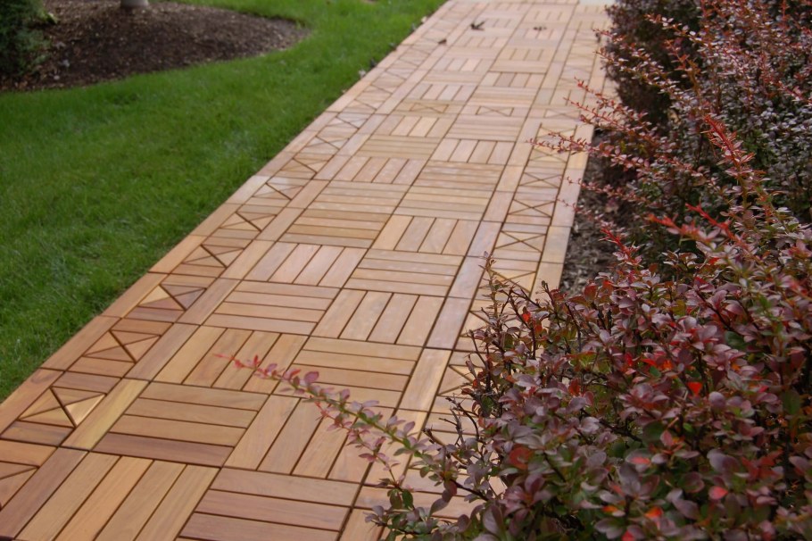 Тротуарная плитка на даче