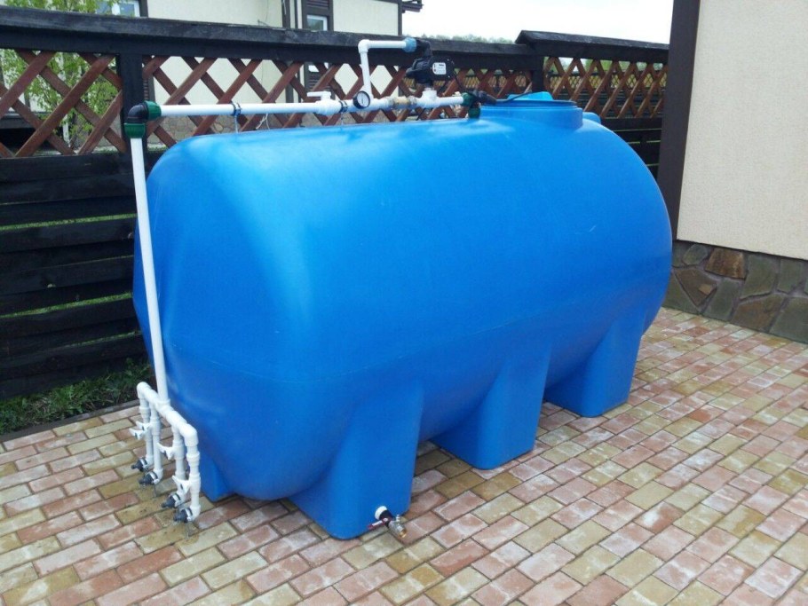 Ёмкость для воды на дачу