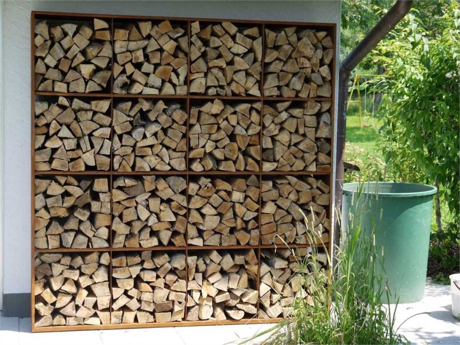 Дровник пирамида