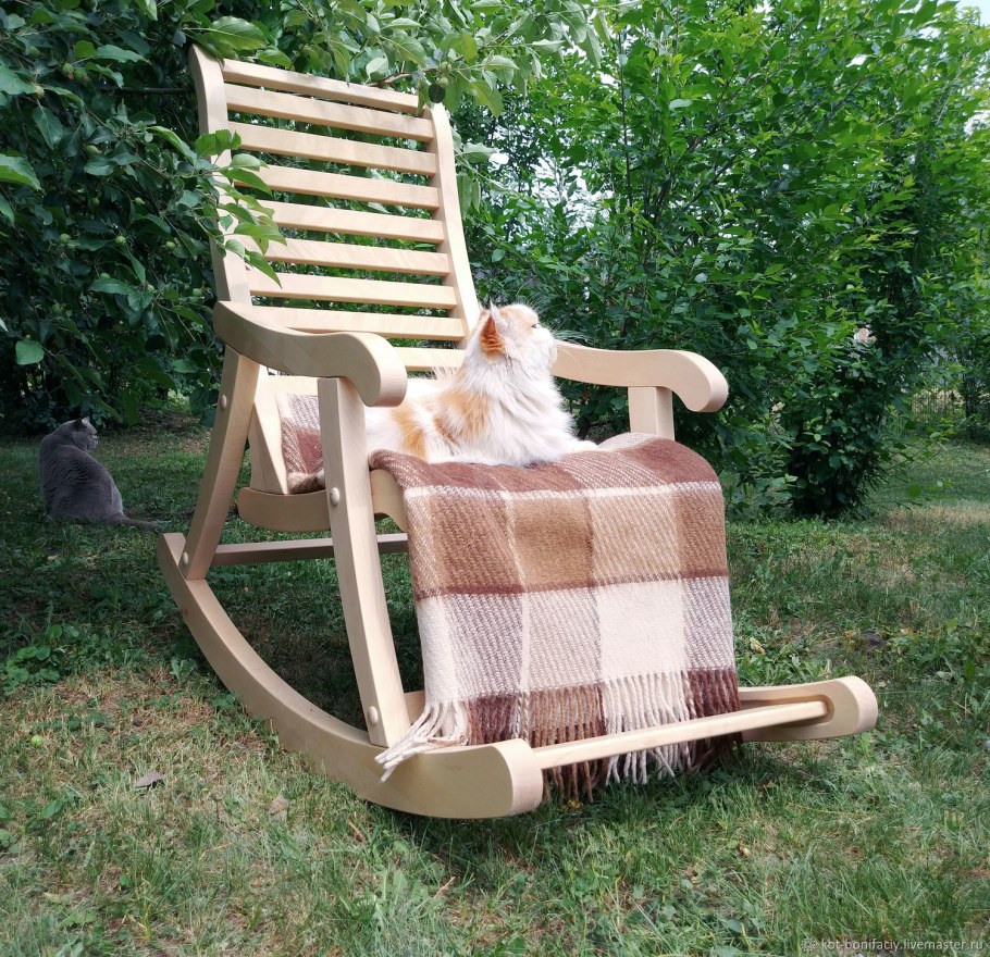 Кресло-качалка дачное