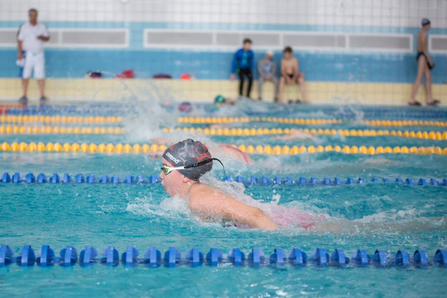 Спортивный бассейн