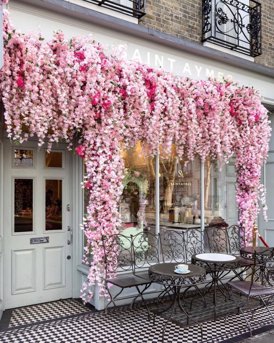 Красивые цветочные витрины