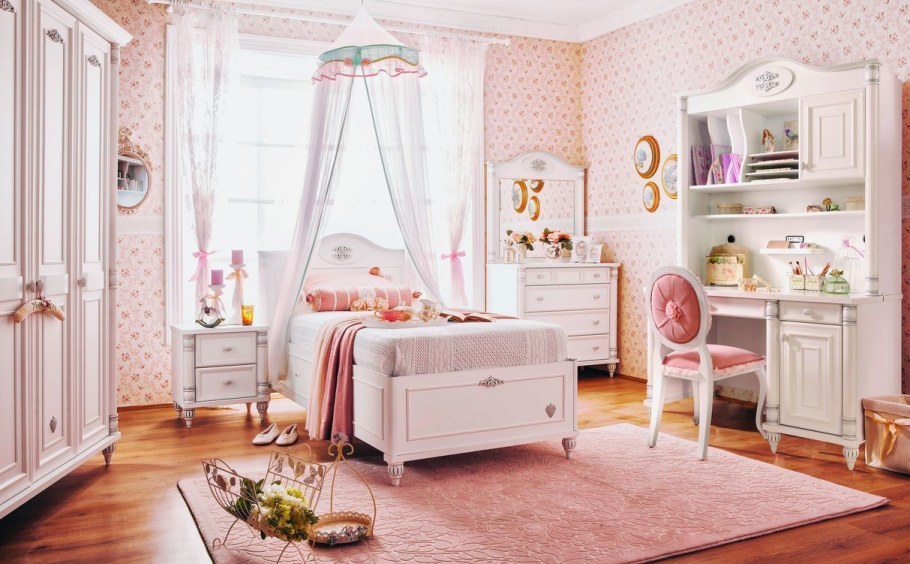 Комплект мебели для детской комнаты