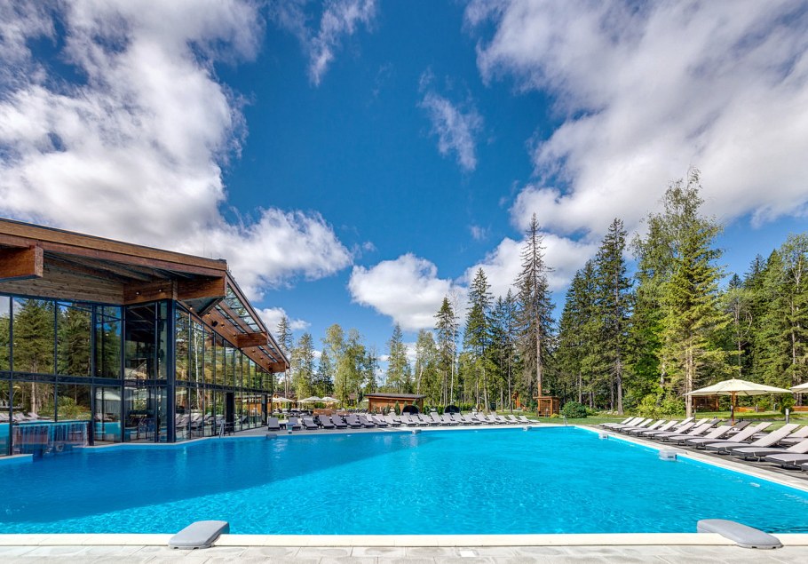 Отель лес арт Резорт в Подмосковье