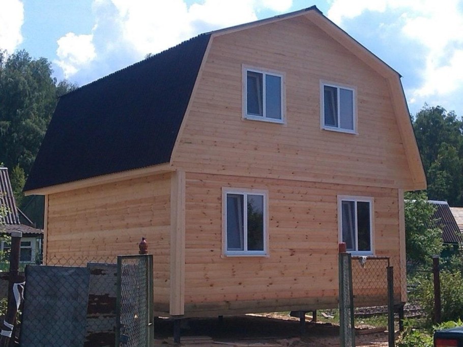 Двухэтажный каркасный дом 6х6 с террасой