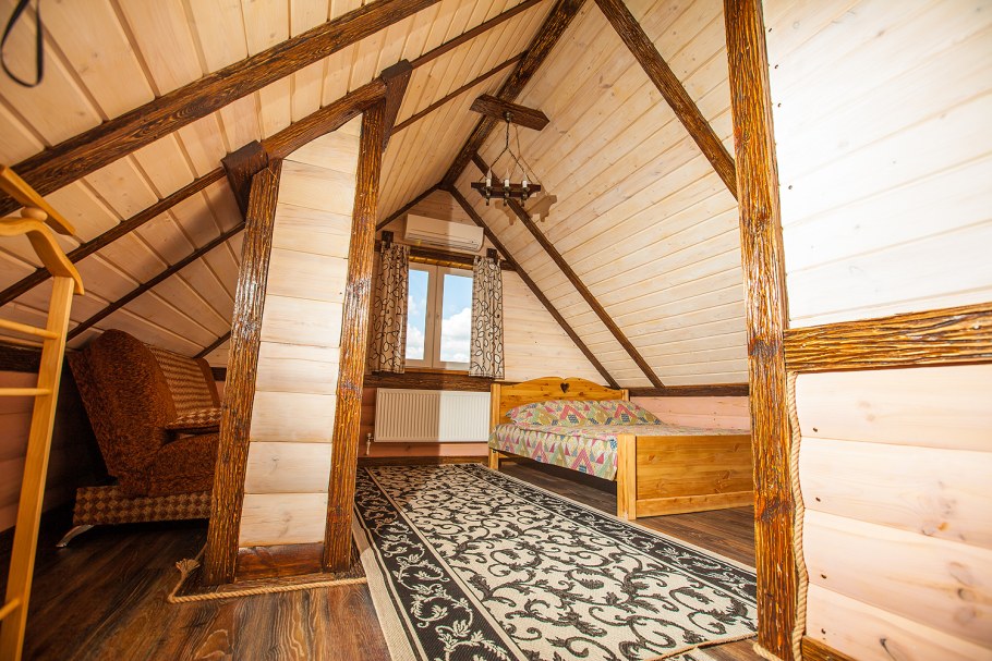 Интерьер бани с мансардой 6х4