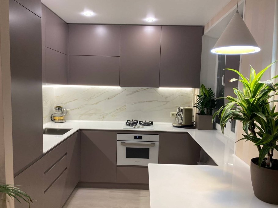 Идеи для маленькой прямоугольной кухни