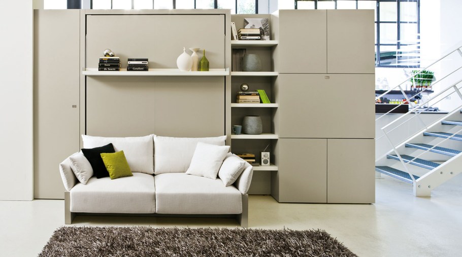 Гостиная с компьютерным столом