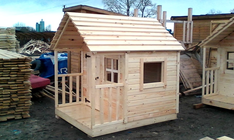 Детский домик из вагонки