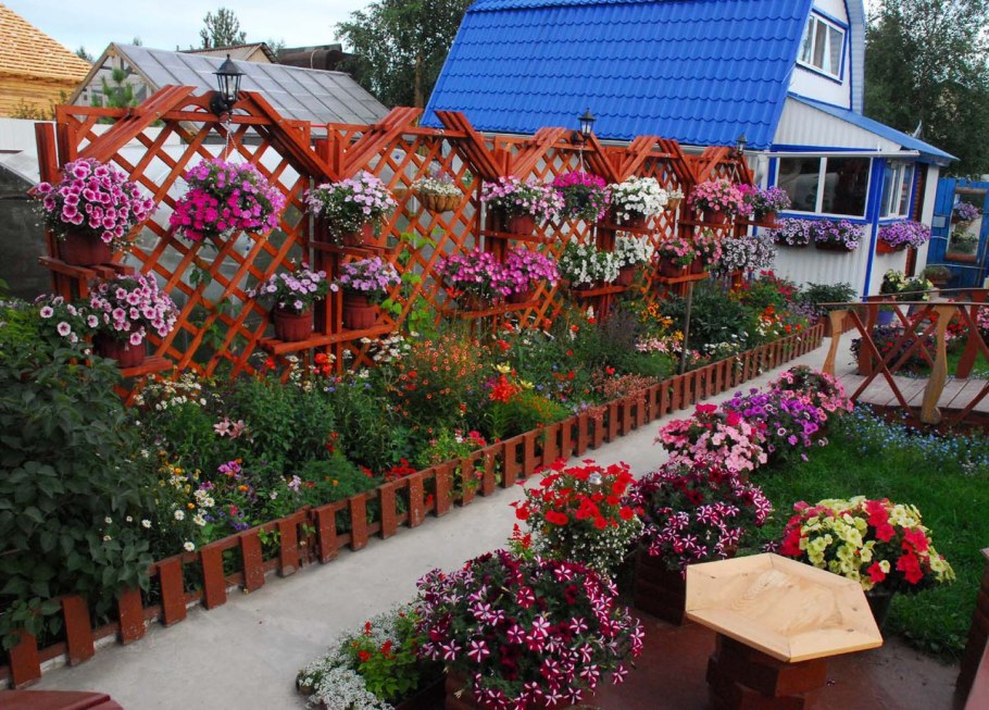 Цветники реальных дачников