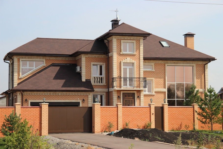 Кирпичный дом