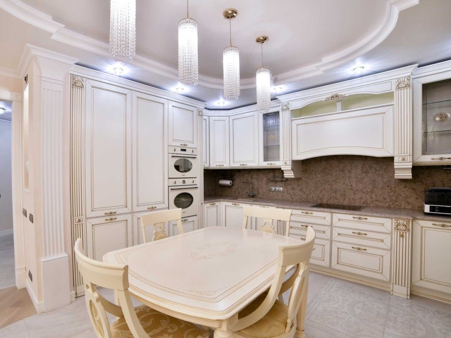 Бежевые кухни