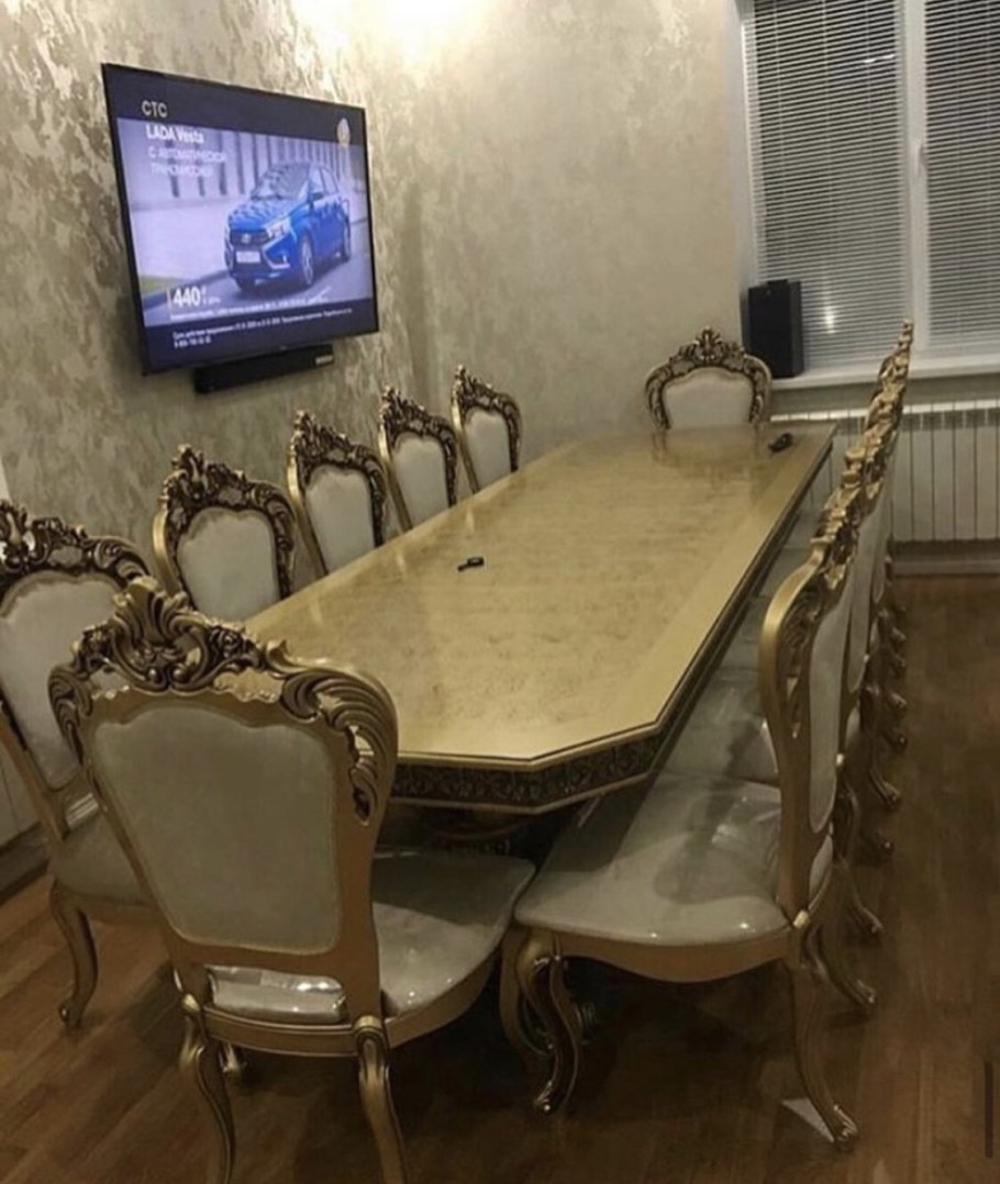 Стол Голд и стулья Шейх