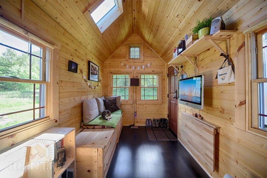 Тини Хаус 6 на 6